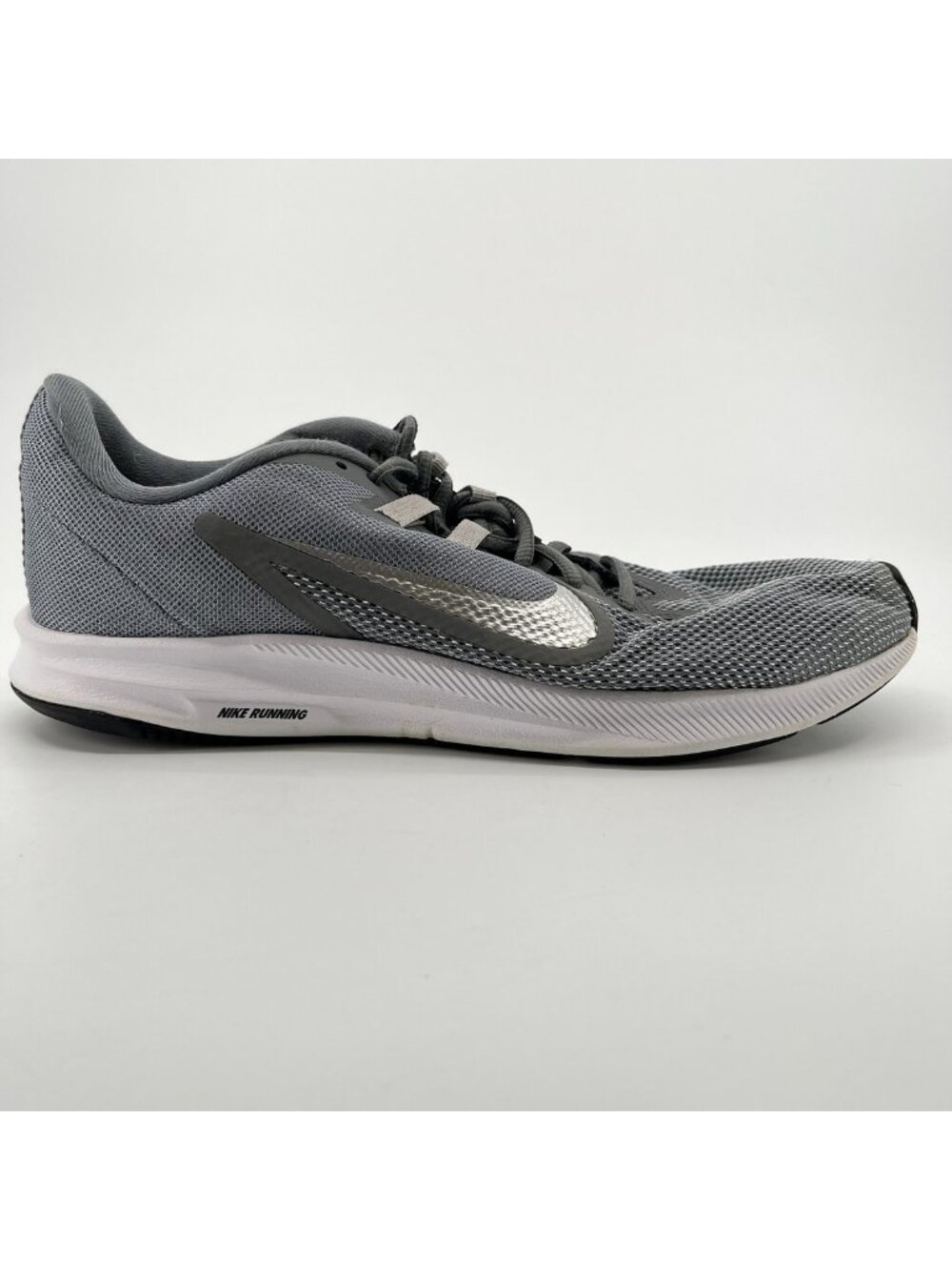 Nike Downshifter 9 Womens Size 10.5 Gray White Athletic Running Shoes Sneakers